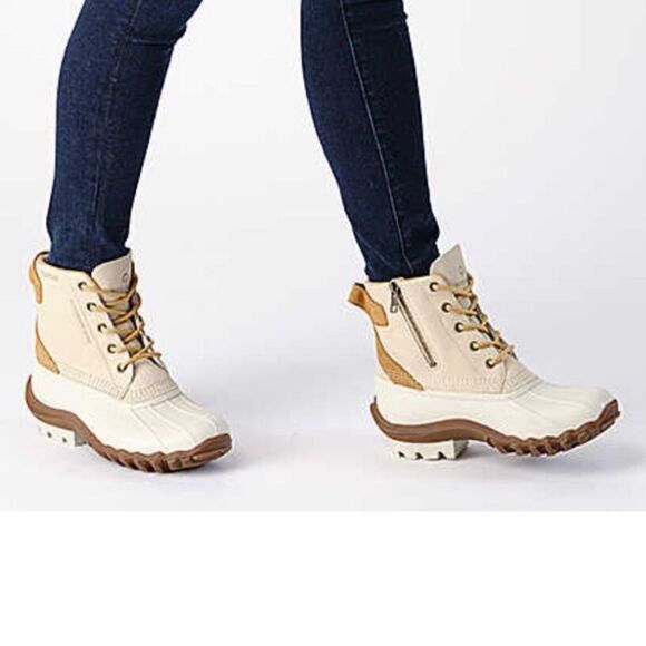 WOLVERINE Ivory Torrent Waterproof Duck Boots-9.5 NEW! - Picture 1 of 11